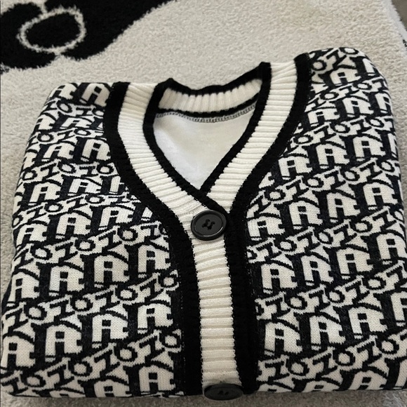 Dior Black and White Kids Cardigan - Picture 1 of 4